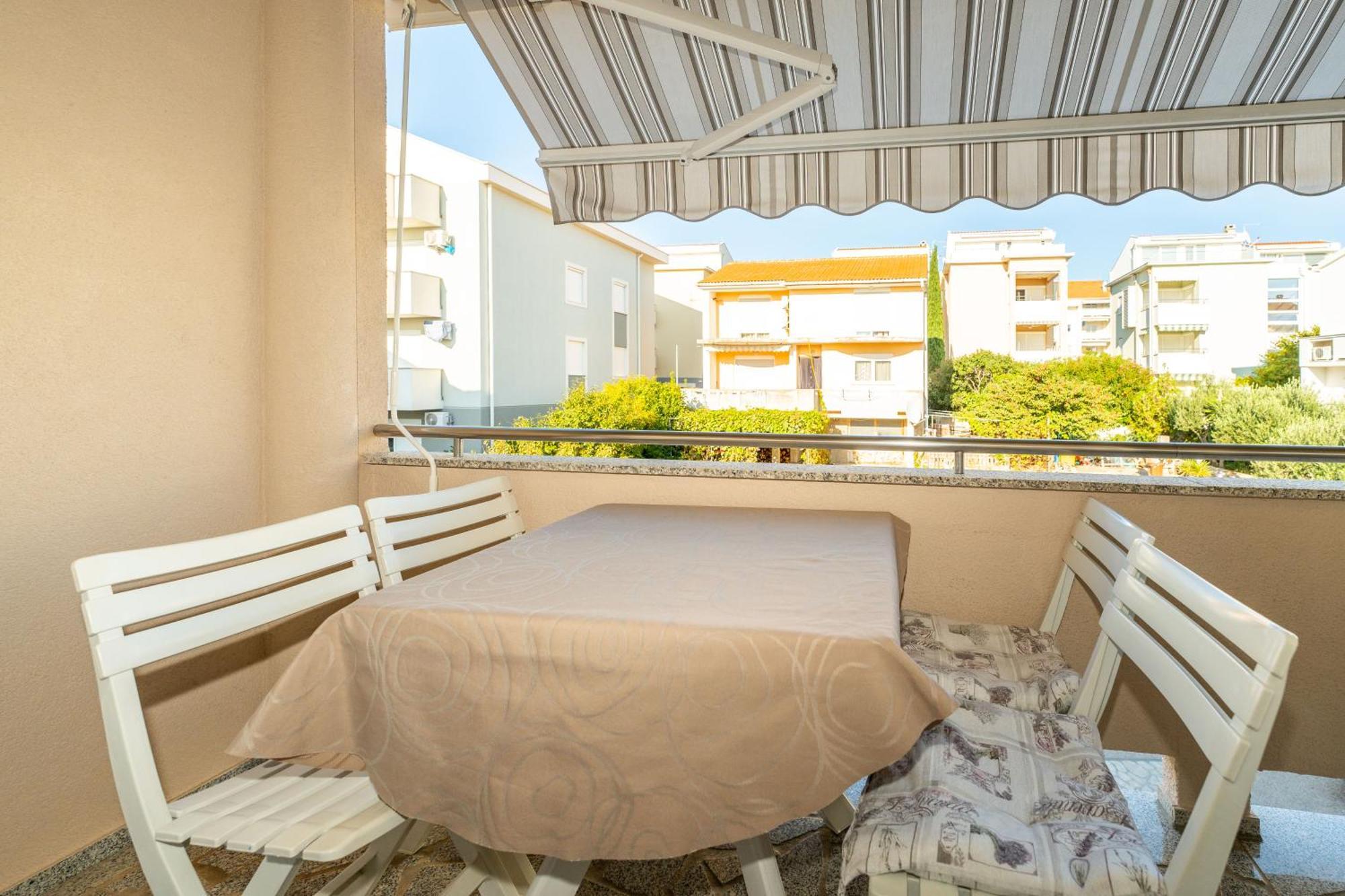 Apartments Cvetka 诺瓦利娅 外观 照片